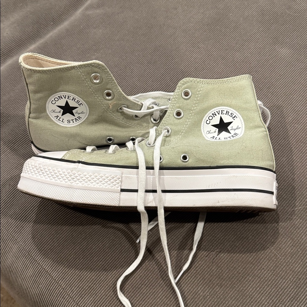 Converse All Star High-Tops in Sage Green